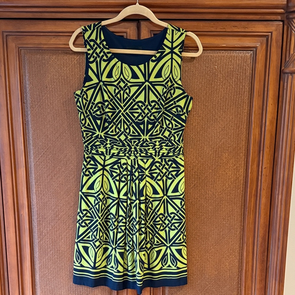 Geometric Patterned Dress in navy and green